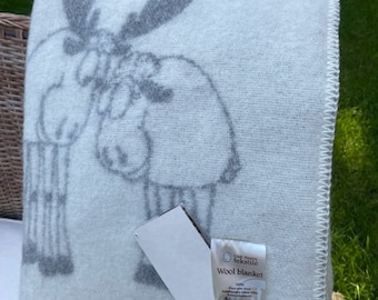 Double sided pure sheep wool blanket with moose pattern_natural lamb wool throw_bedspread_sofa wool throw handmade eco wool throw