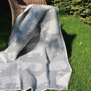 Kid&#39;s Sheep Wool Blanket: 100% Natural Wool Baby Throw, - Handmade Eco-Friendly Baby Throw