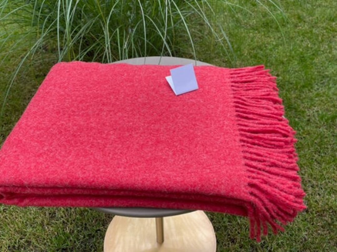 New Zealand Sheep Wool Blanket 100 Natural Wool Wool Throw Etsy