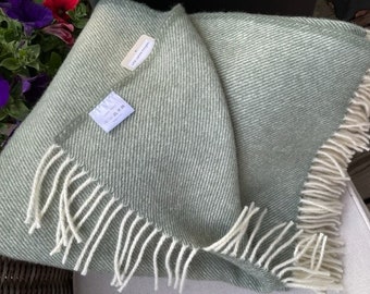 Sage Green Pure Natural Wool Blanket: 100% Wool Throw from New Zealand Virgin Wool, Plaid Bedspread - Large Sofa Blanket, 140x200cm/55x79