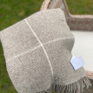 Beige Light Brown New Zealand Sheep Wool Throw - 100% Natural Wool Blanket - Warm Cozy Sofa Throw Bedspread - 140x200 cm/55x79 In - Eco Wool