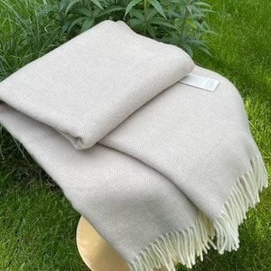 High quality sand color organic sheep wool blanket 100% natural wool throw large sofa blanket eco wool throw 55x79&quot;/ 140x200 cm