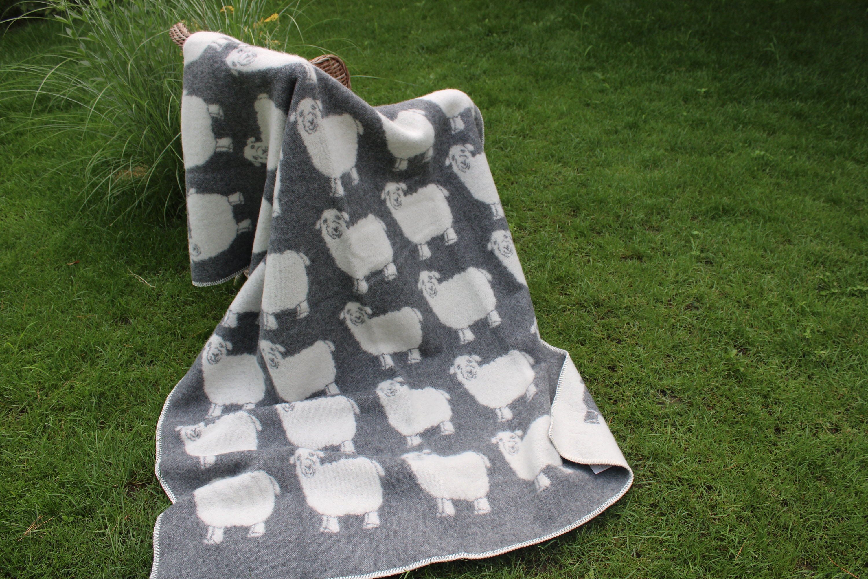 High quality grey organic sheep wool blanket with sheep Etsy