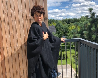 Woolen Cape Wrap Poncho 100% Natural Wool Fleece with Collar | Size 51 x 75 In | Eco Organic Wool Perfect Gift