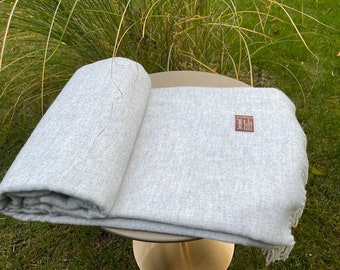 Light grey soft merino wool blanket merino wool throw merino wool bedspread merino couch throw eco wool 55x79 in/140x200cm