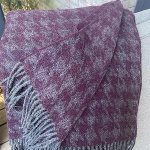 Burgundy Purple and Grey Wool Throw Plaid - 100% New Zealand Wool Blanket, Large Warm Sofa Blanket 140x200cm/55x79 In & Decke, Couverture