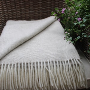 Highest quality organic sheep wool blanket 100% natural wool throw large sofa blanket home decor size 51x83 in eco wool bedspread wool gift