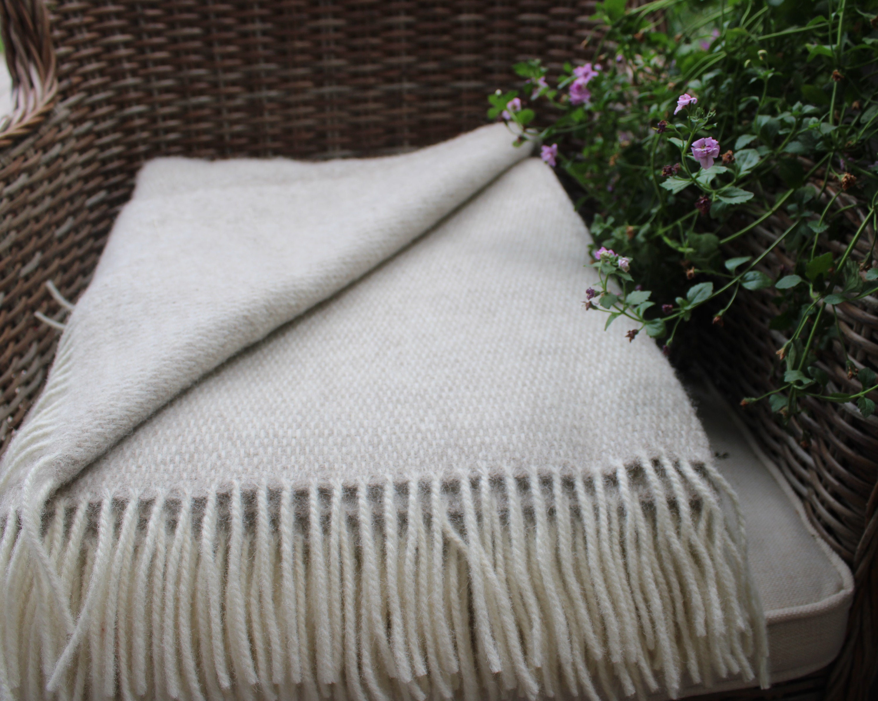 Manta de lana de oveja orgánica de la más alta calidad, 100 % lana natural, manta grande para sofá, decoración del hogar, tamaño 51 x 83 pulgadas, colcha de lana ecológica, regalo de lana