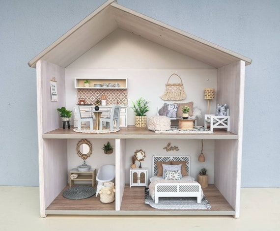 Fait à la main maison de poupées miniature en céramique gris souris