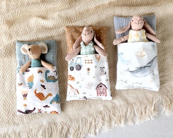 Soft fabric sleeping bag in 1:12 scale, cotton-muslin miniature bag for maileg mice or other small dolls, you can choose between 3 designs