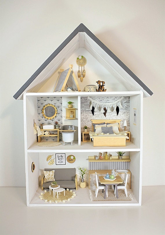 dollhouse miniature