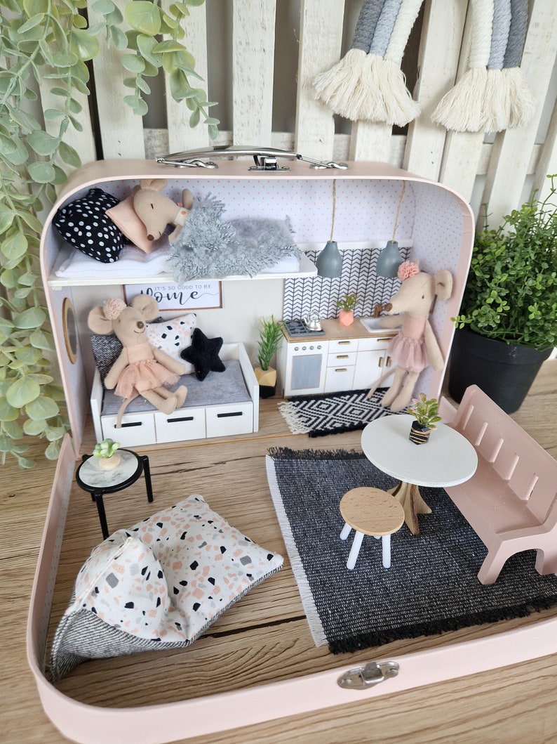 Medium Dollhouse in a Suitcase, Miniature furniture in 1:12 scale, Maileg mouse house image 7
