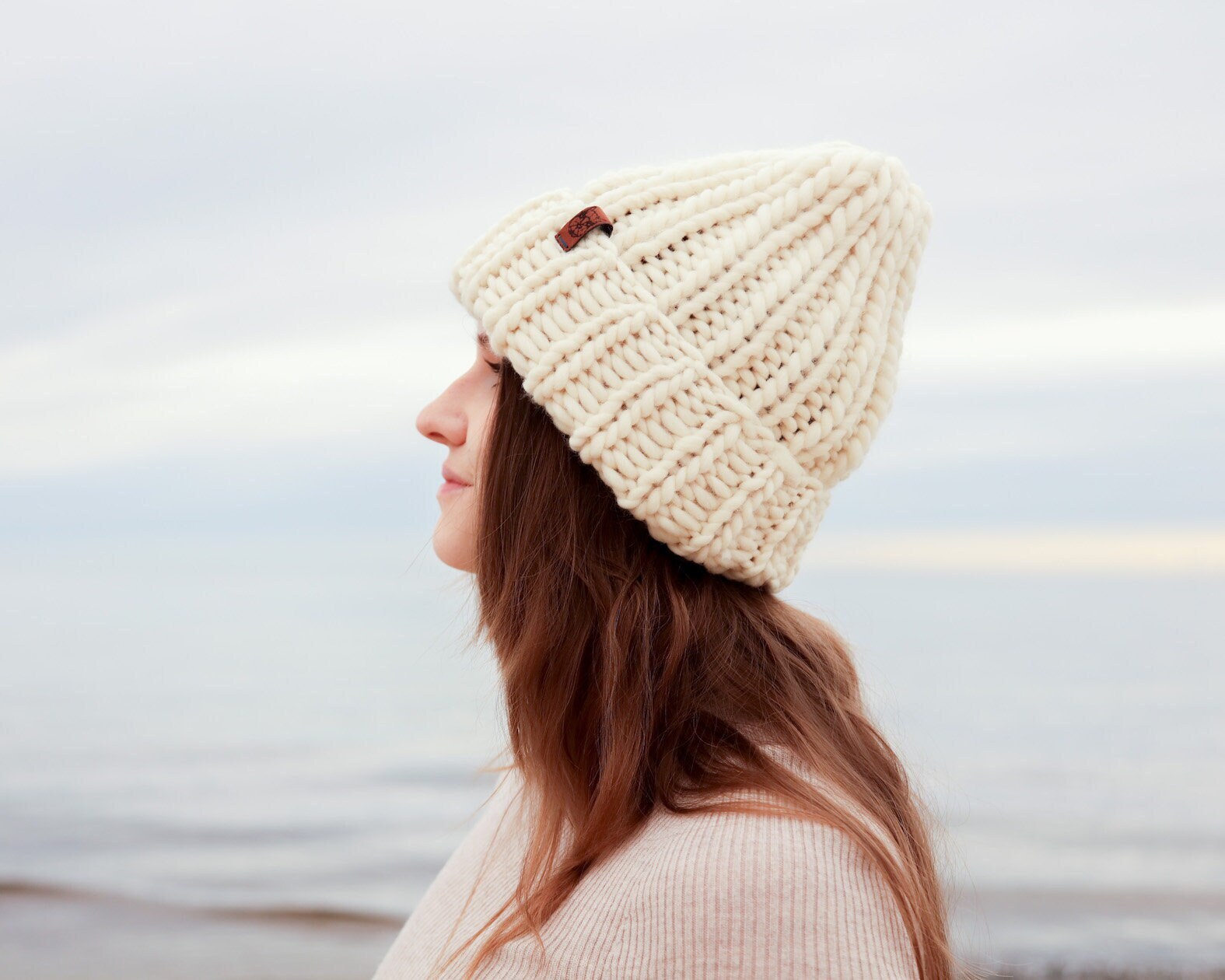 Handmade Chunky Alpaca Wool Knit Beanie in Dusty Mauve Oversized Knit Beanie: Wool Alpaca Blend, White & Violet - Etsy main image 4