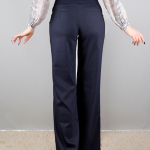 Pantalon corset stretch taille haute juste sous la poitrine, Double boutons latéraux, Sans poche, Flare, décontracté, ample, jambe boot-cut, BonelliLux image 3