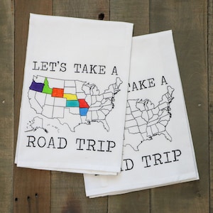 facciamo un viaggio su strada canovaccio, regalo di viaggio, arredamento per camper avventuroso, regalo personalizzabile per cucina da campeggio, asciugamano con mappa degli Stati Uniti decorazione fai da te accessorio per camper