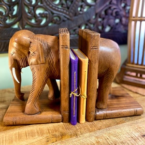 Large Hand Carved Acacia Elephant Bookends - Fairly Traded From Thailand. 43111