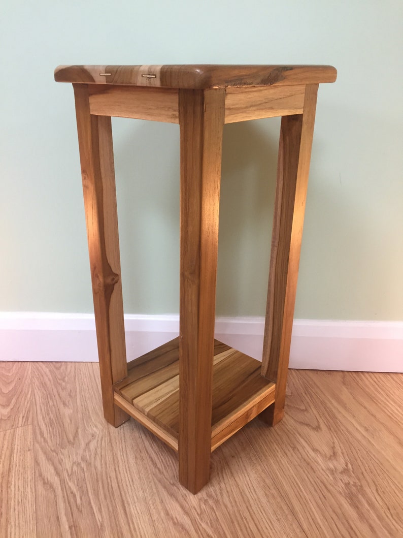 lamp stand table