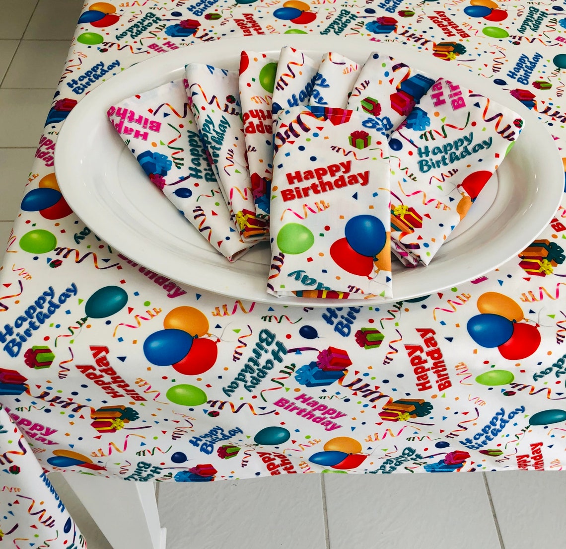 Happy Birthday Tablecloth Party Set 1 Tablecloth 8 Napkins Etsy