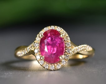NATURAL RUBY RING in 14kt Solid Gold, Ruby and Diamond ring, Birthday gift, Ruby Engagement ring, Anniversary gift, Gift for wife, Self gift
