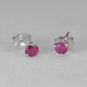 RUBY GOLD EARRINGS, Jewelry gift, Natural Ruby Stud Earrings, Gemstone jewelry, July Birthstone, Anniversary gift, Ruby Earrings