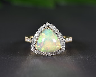 Opal and Diamond Ring in 14kt Gold | Fine jewelry | Solid Gold | Fire Opal | Gemstone Jewelry | Gift for her | Ethiopian Opal
