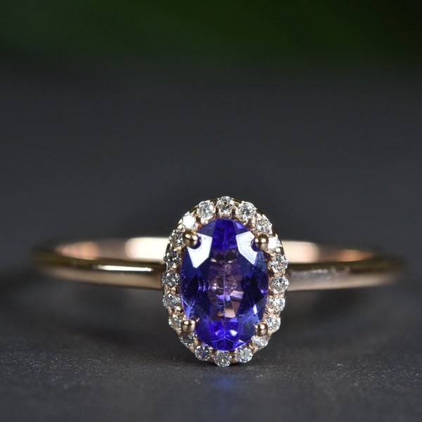DAINTY TANZANITE DIAMOND ring, Natural Tanzanite ring, Gift for her, December Birthstone, Jewelry gift, Promise ring, Anniversary gift