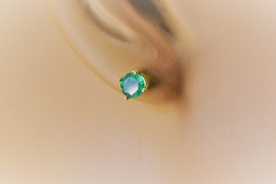•EYE ON YOU• emerald + gold earrings