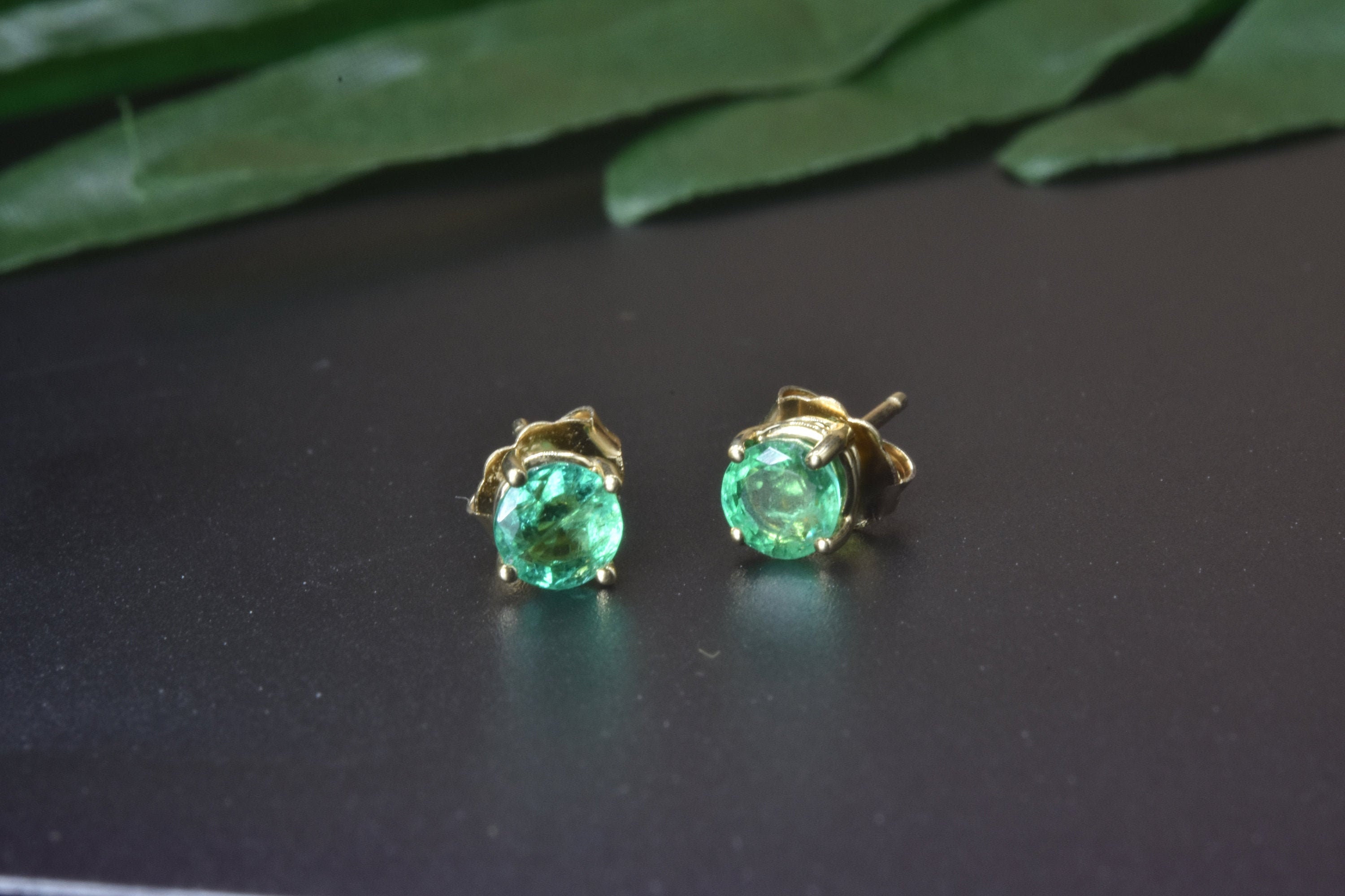NATURAL EMERALD GOLD Earrings, Christmas gift, Birthday gift for her, Round Emerald studs, Anniversary gift, Dainty emerald earring, Gift
