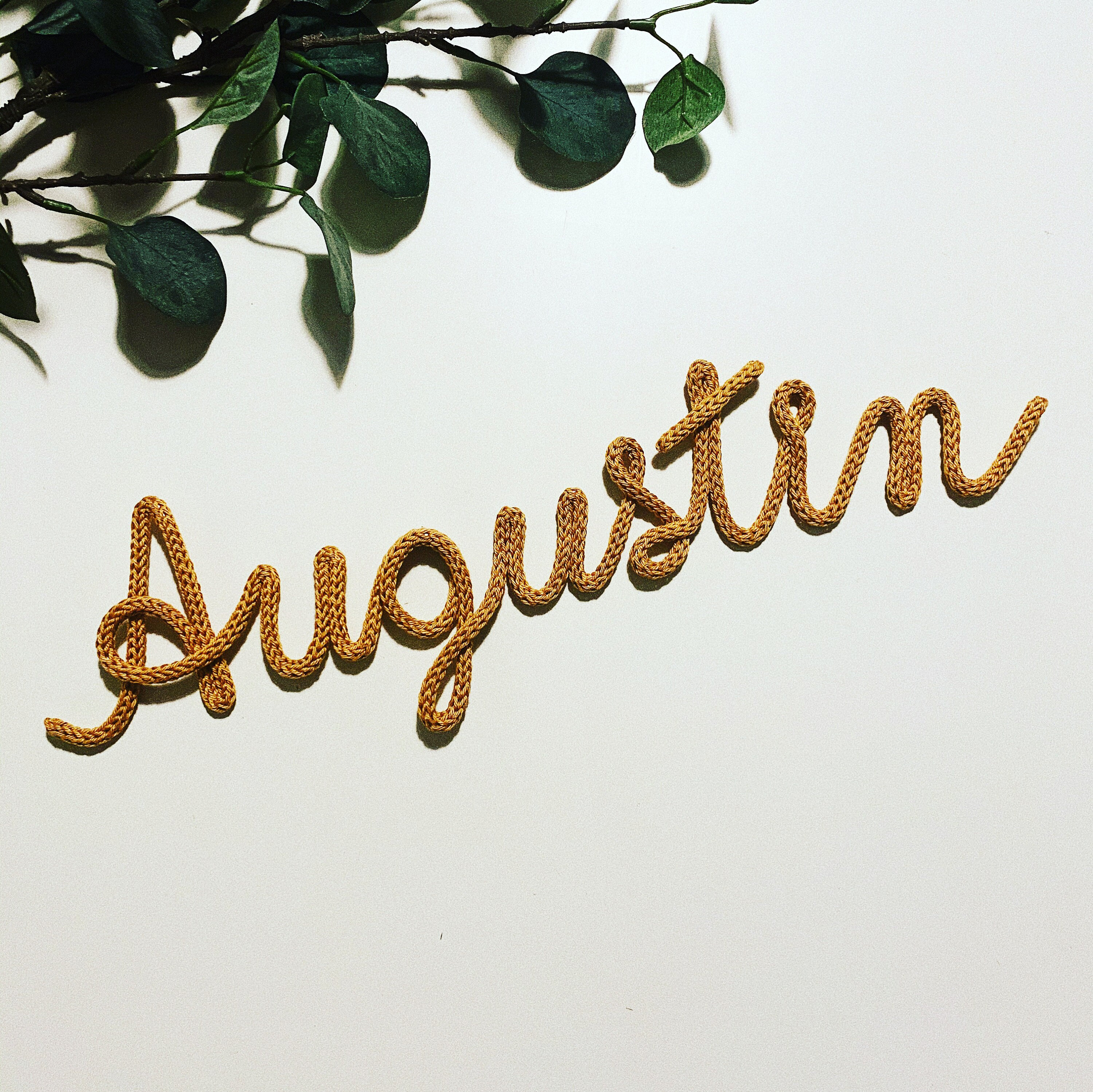 Prénom ou Mot de 8 Lettres en Tricotin