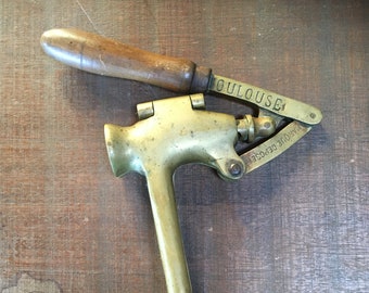 Antiker Weinflaschenverkorker. Boucheuse.