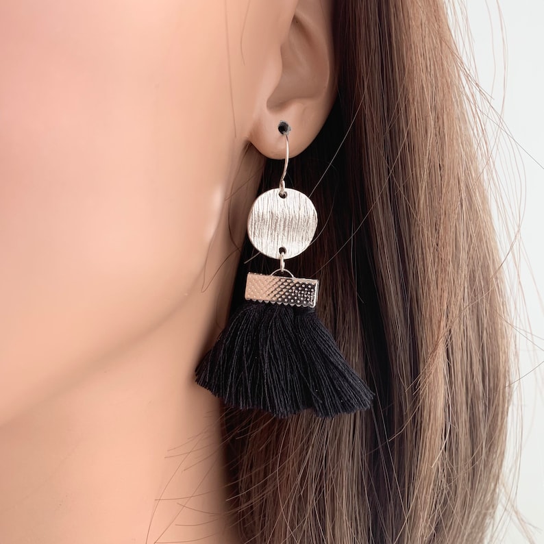 Black Tassel Earrings Tassel Fan Earrings Fan Tassel Etsy