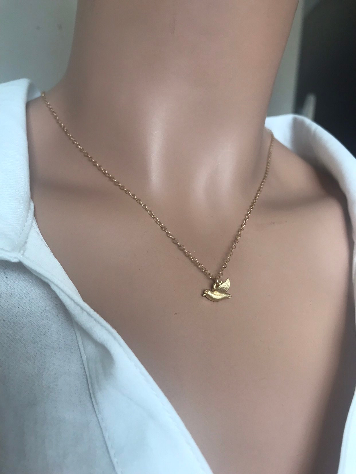 Dainty bird necklace Clearance
