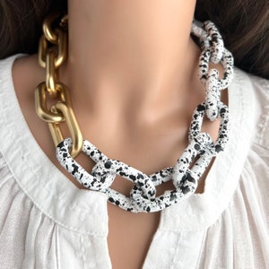 Acrylic chain Necklace, Acrylic link Necklace, Gold Chain necklace, black and white link Necklace, Statement Necklace, Chunky link necklace