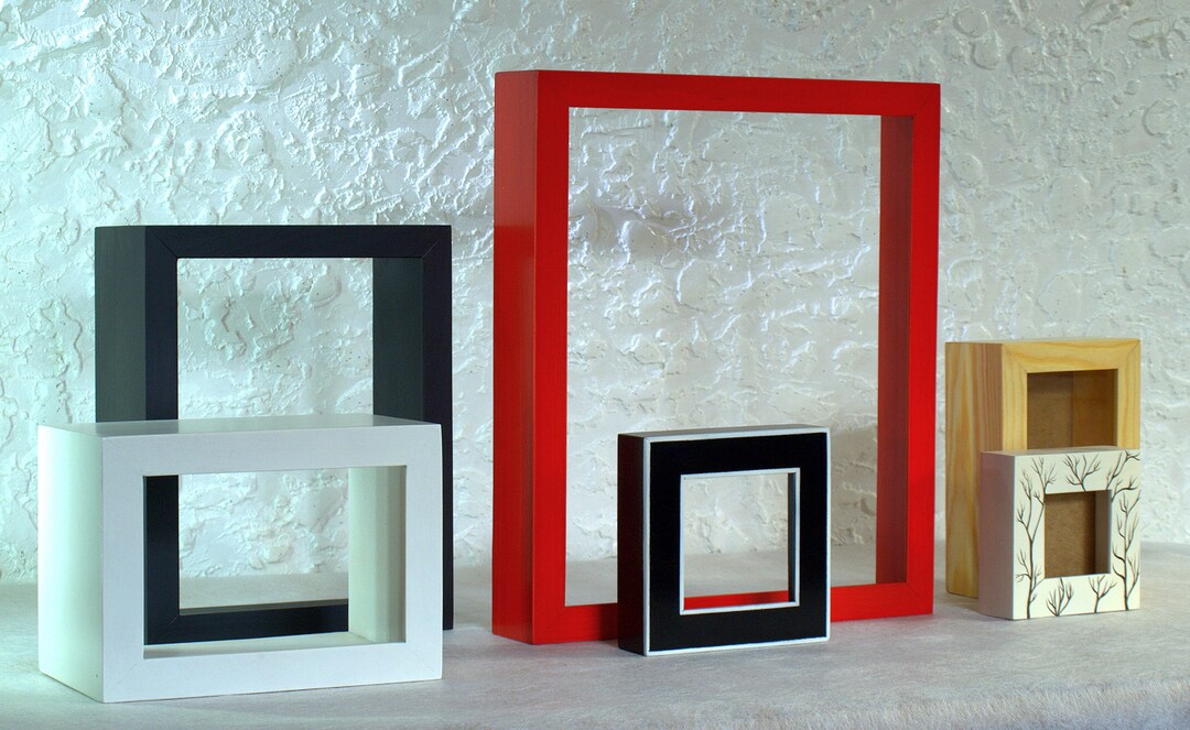 Frames to Order According to Your Size. Deep Frames Made of Natural