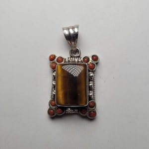 Silver pendant with tiger eye | Tiger eye pendant |
