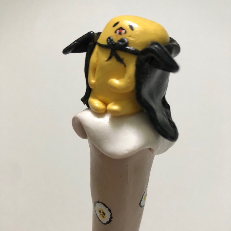 Polymer clay crochet ergonomic hook Gudetama Boye size H5
