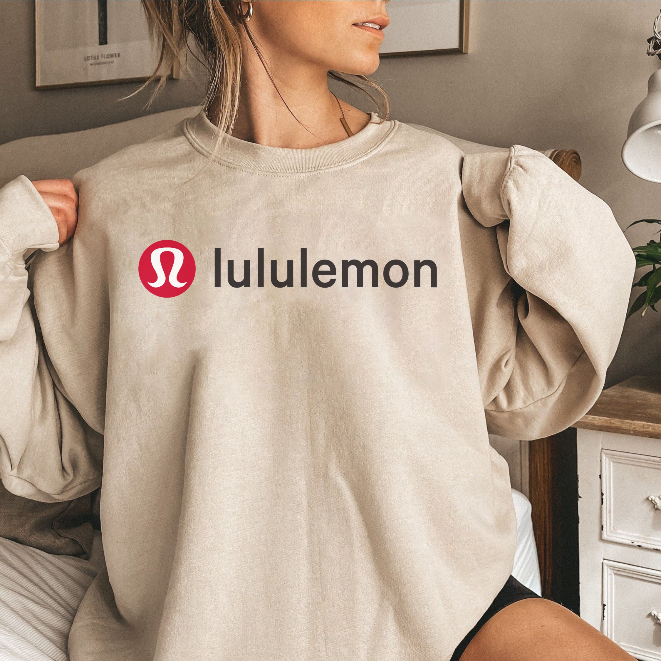 lululemon crewneck