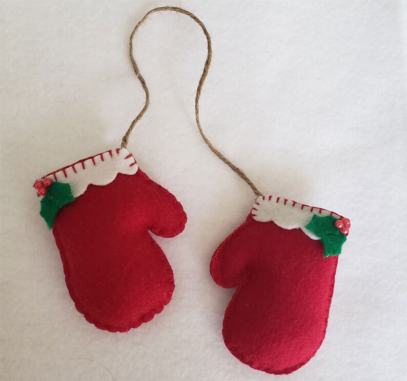 This 100 Handmade Adorable Christmas Felt Red Glove is the Perfect