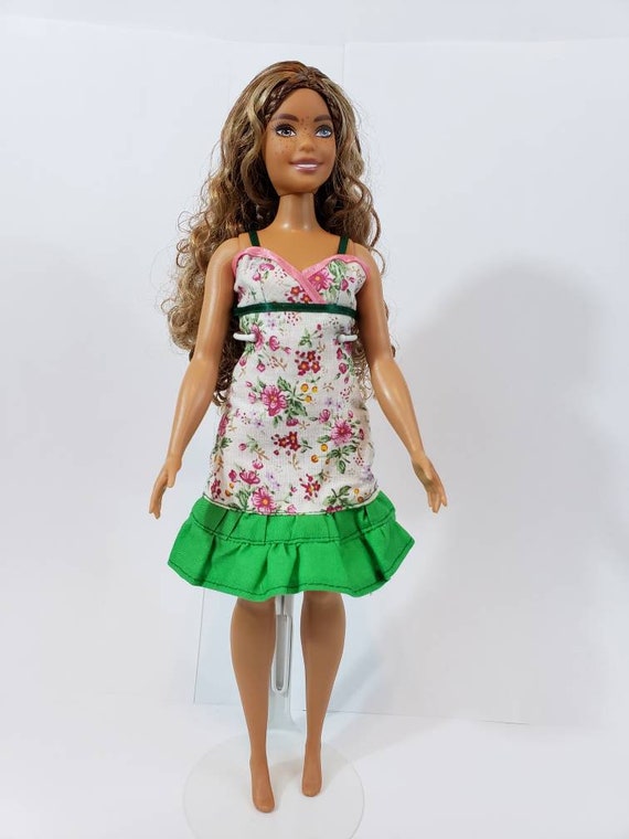 curvy barbie outfits