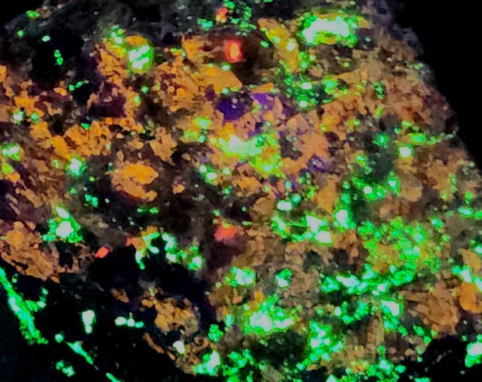 Shortwave SW + Midwave MW UV Clinohedrite Willemite Calcite & ??? - Franklin New Jersey Ultraviolet Rock Mineral Specimen