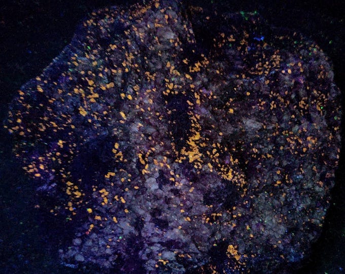 Big Shortwave SW + Longwave LW UV Fluorescent Fluorapatite & Chlorophane Fluorite Franklin New Jersey Ultraviolet Rock Mineral