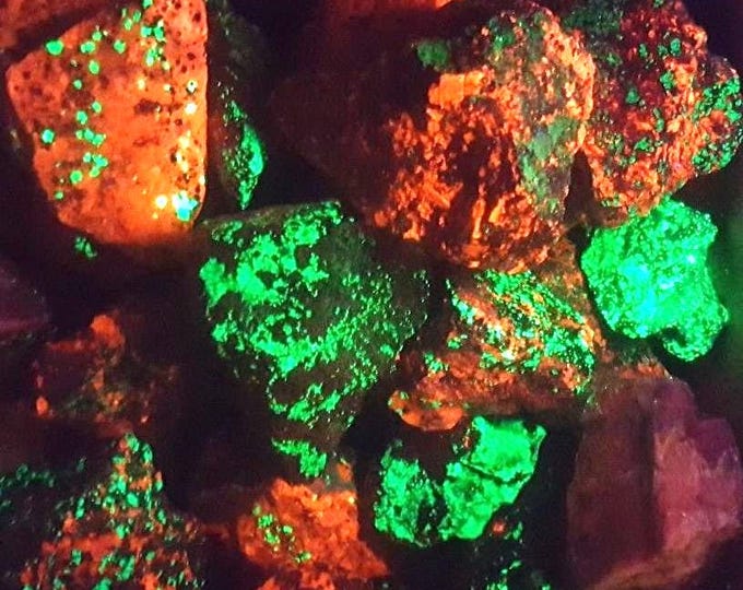 1 to 20 Pound+ Lots - Franklin New Jersey Shortwave UV Fluorescent Rocks Minerals - Fluorescent Willemite & Calcite + Franklinite, Andradite