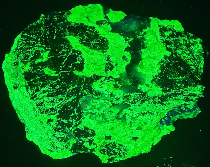 Rare Combo! UV Fluorescent Green Willemite Barite & Minor Hardystonite w/ Glaucochroite + Franklinite Franklin New Jersey Mineral