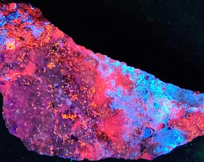 SW MW LW Uv Fluorescent Ultraviolet Hydrozincite, Sphalerite & Calcite Mineral Sterling Hill Mine New Jersey