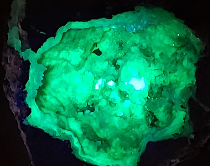Big 3.8" UV Fluorescent Dugway Geode Half - Agate, Chalcedony, Quartz Crystals - Juab County, Utah - Ultraviolet Minerals