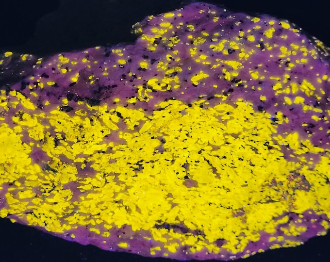 Very Rich & Bright Shortwave SW UV Fluorescent Wollastonite in Calcite Sterling Hill Mine by Franklin New Jersey Ultraviolet Minerals