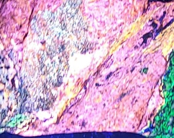 SW LW UV Fluorescent + Phosphorescent Mahogany Sphalerite Willemite & Calcite Sterling Hill Mine by Franklin New Jersey Ultraviolet Minerals