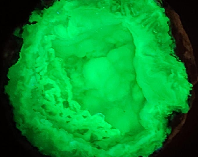 SW + LW UV Fluorescent Trancas Geode Half - Agate, Quartz & Calcite Crystals from Chihuahua, Mexico