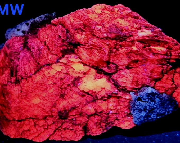 SW + MW UV Fluorescent Fluorapatite Crystals in Calcite Sterling Hill Mine by Franklin New Jersey Ultraviolet Minerals
