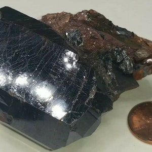 Sharp and Rare 5.6 cm Rutile Twin w/ Iridescence & Crystal Cast Graves Mountain Georgia USA Mineral Display Specimen Rock